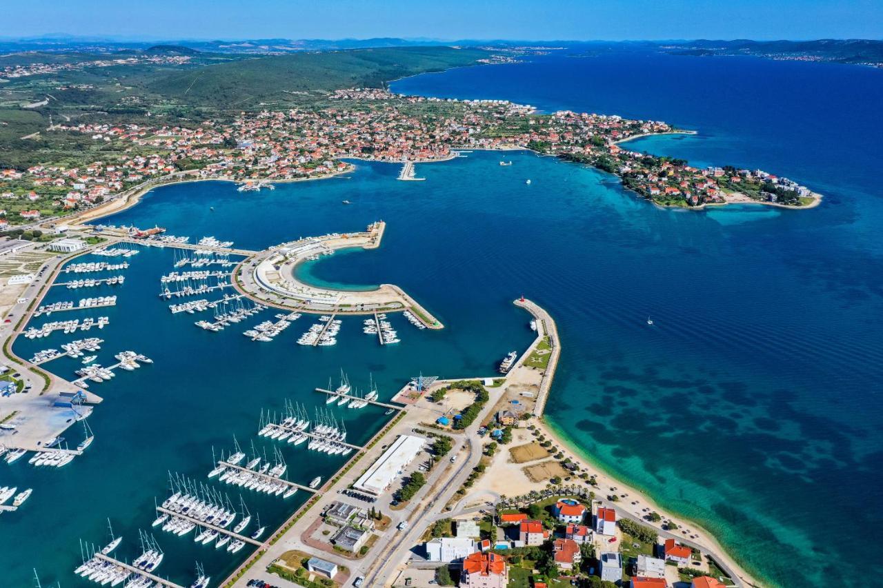 Apartments By The Sea Sukosan, Zadar - 5863 מראה חיצוני תמונה