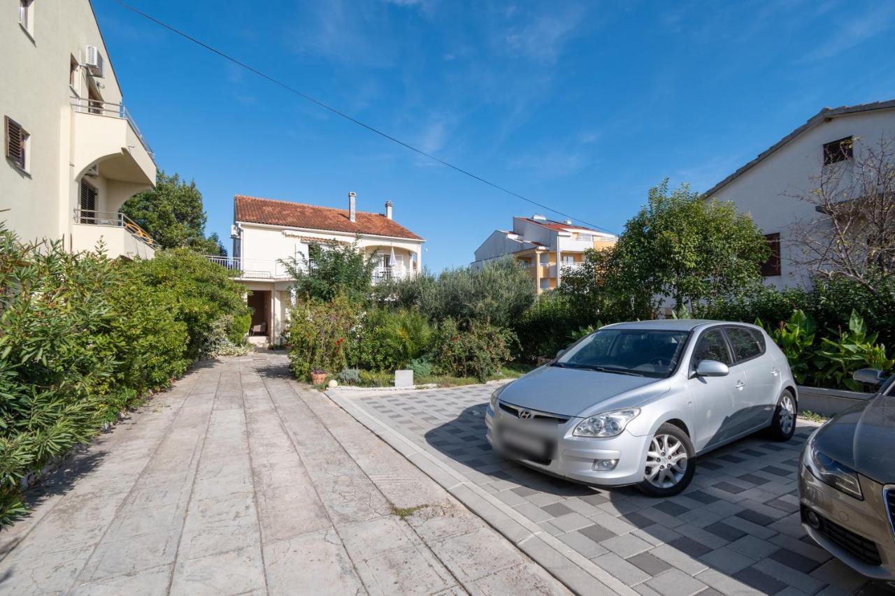 Apartments By The Sea Sukosan, Zadar - 5863 מראה חיצוני תמונה