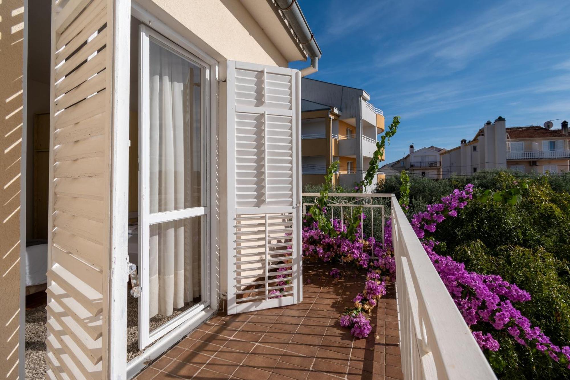 Apartments By The Sea Sukosan, Zadar - 5863 מראה חיצוני תמונה